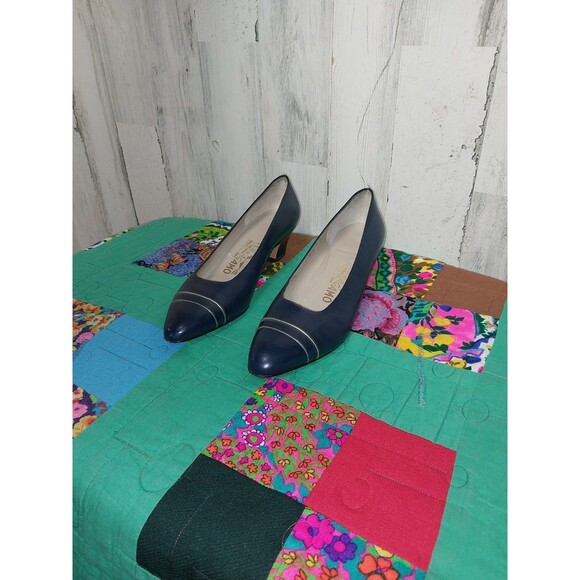 Sold - Picture 4 of 12